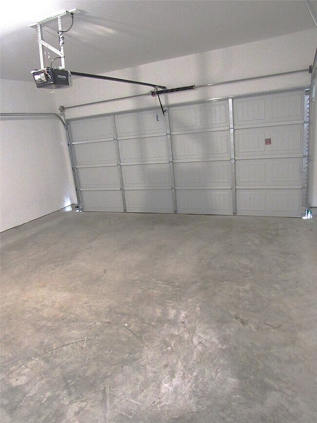 Building Photo - 2807 Glengary River Wy