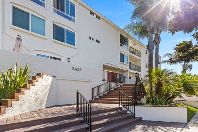 Building Photo - 3633 Indiana St