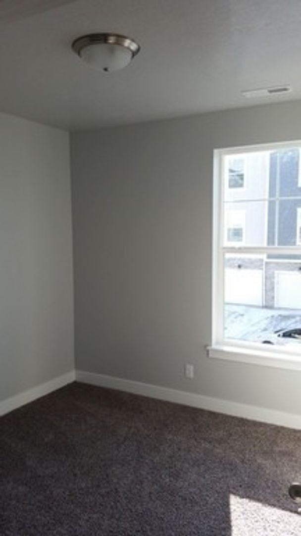 Building Photo - CONDO FOR RENT IN LEHI! 3 BED/2 BATH