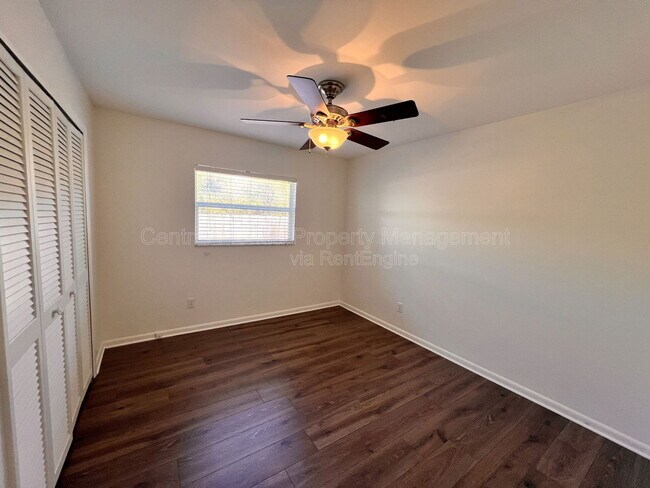 Building Photo - 807 Morocco Ave