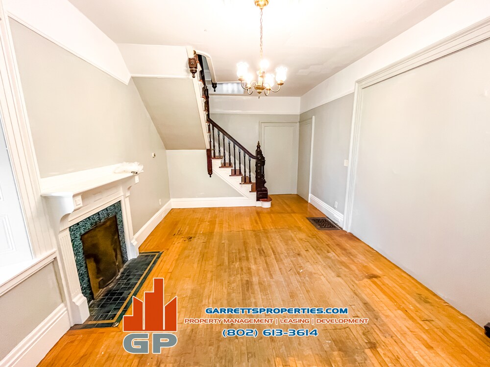 Building Photo - 40 1st St