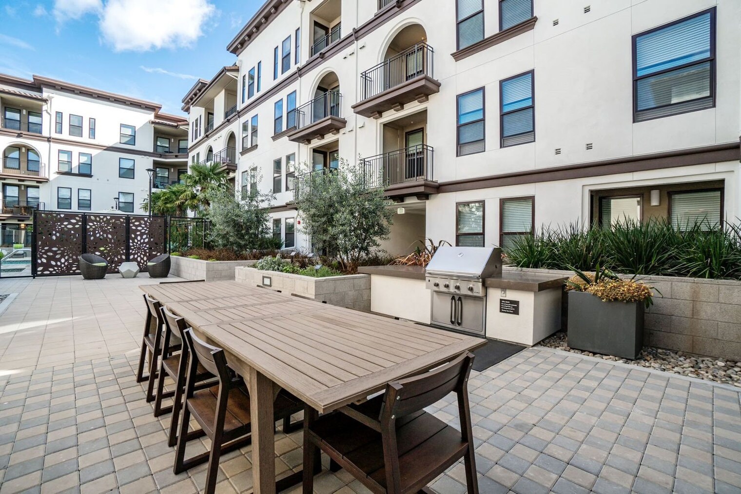 Building Photo - 2615 California 82-SI FL1-ID1633372P