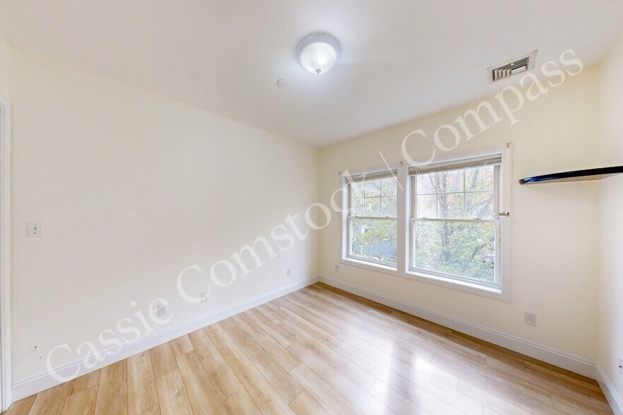 2nd bedroom - 111 W 8th St