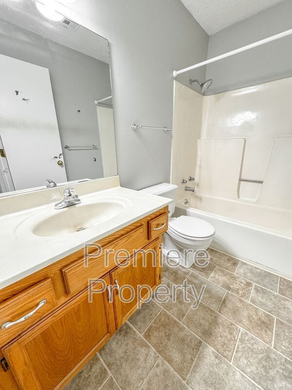 Building Photo - 3 E 133rd St