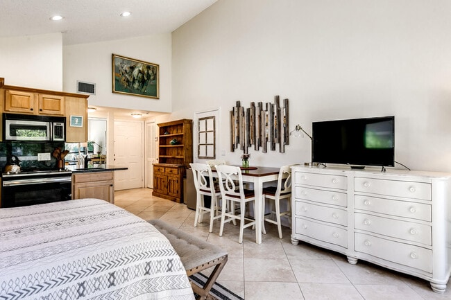 Building Photo - 11863 Wimbledon Cir