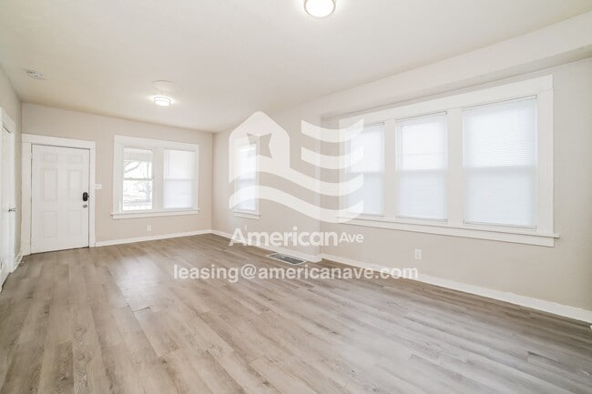 Building Photo - 1915 N Ashley Ct