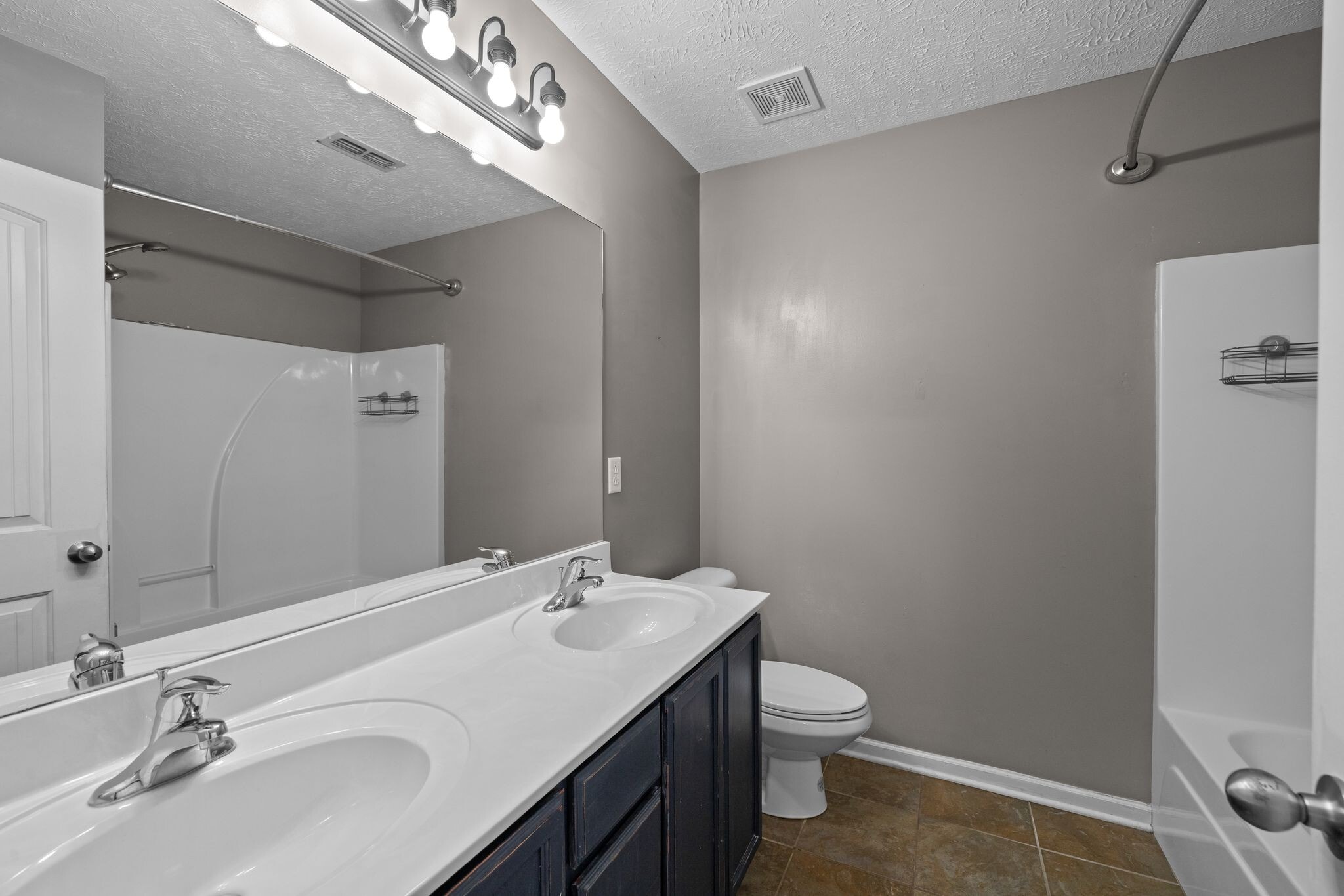 Building Photo - 911 Keepsake Diamond Ln