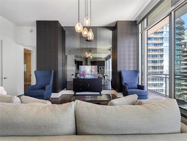 Building Photo - 1065 Peachtree St NE