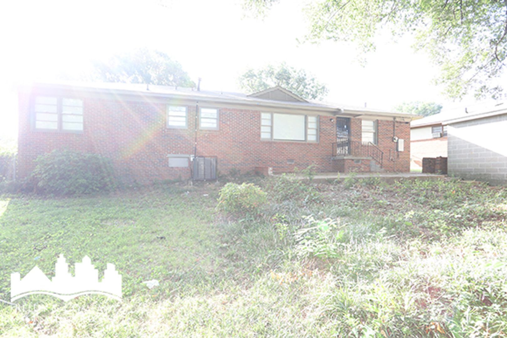 Building Photo - 4057 Faronia Dr