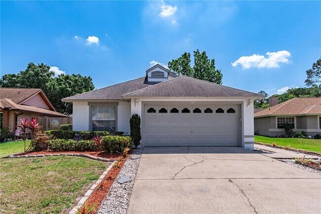 Building Photo - 767 Meadowside Ct