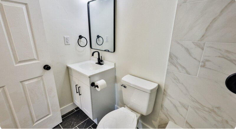 Building Photo - 350 W 2575 N