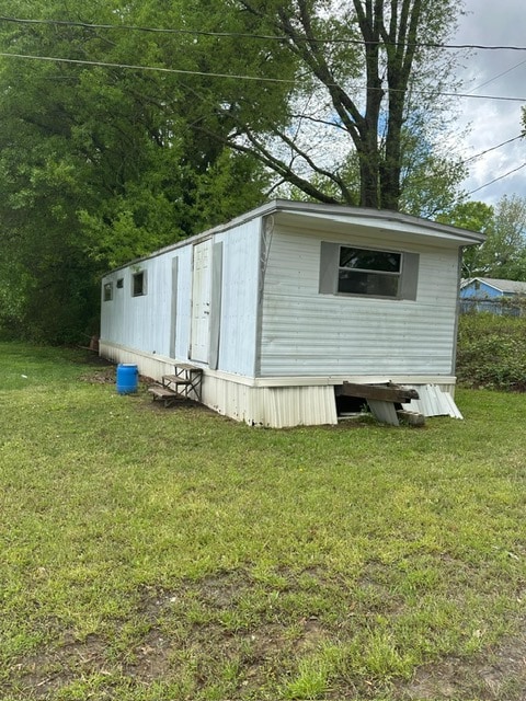 Building Photo - 212 Stacey Tucker Cir