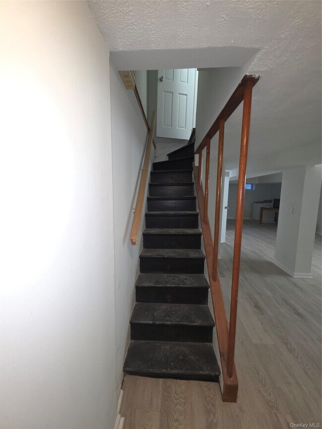 Building Photo - 3766 Bronxwood Ave
