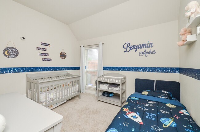 Building Photo - 4515 Primrose Valley Ln