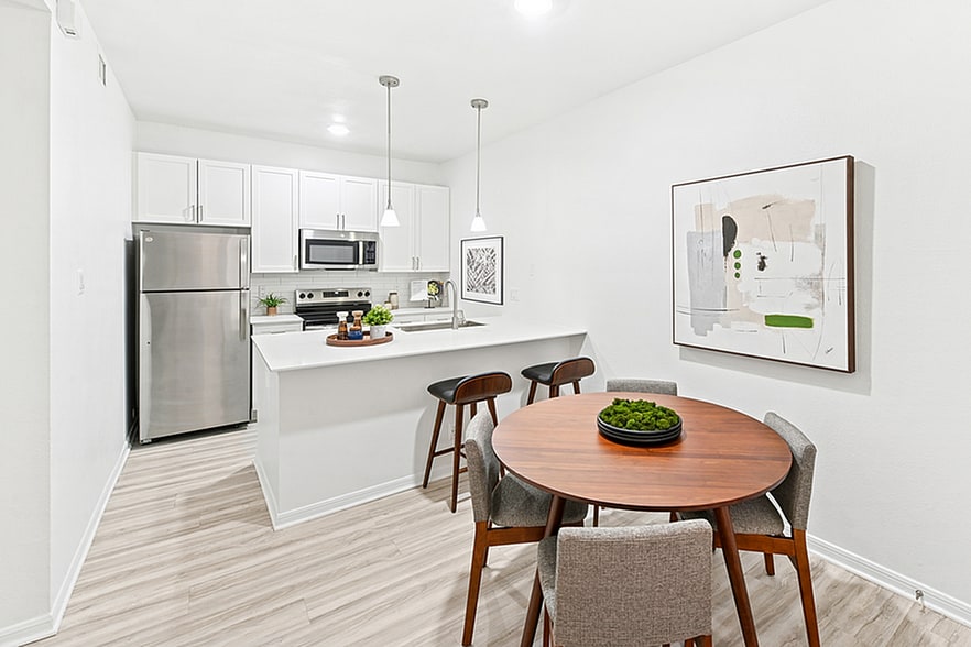 Building Photo - Birchstone West Plano