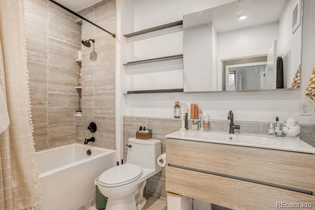 Building Photo - 1601 Park Ave