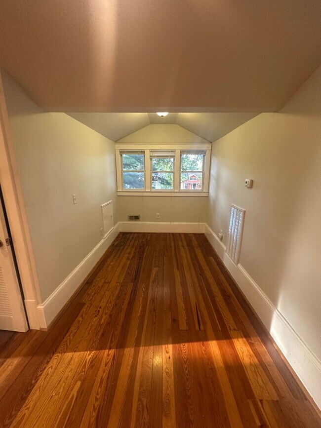 Building Photo - 4508b Park Ave, Nashville TN 37209 *Leasin...