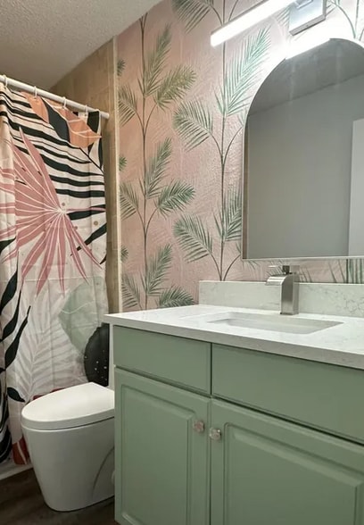 Bathroom 2 - 100 Fairway Park Blvd