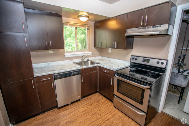 Brooke Court Apartments - Baltimore, MD | Apartment Finder