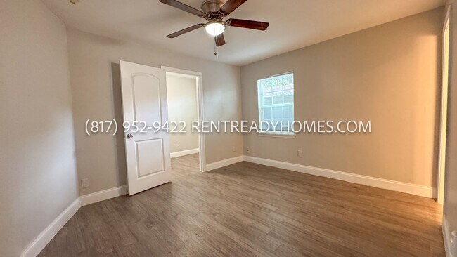 Building Photo - 1123 Sunnyside St