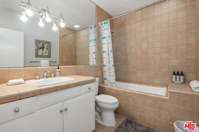 Building Photo - 11834 Pacific Coast Hwy