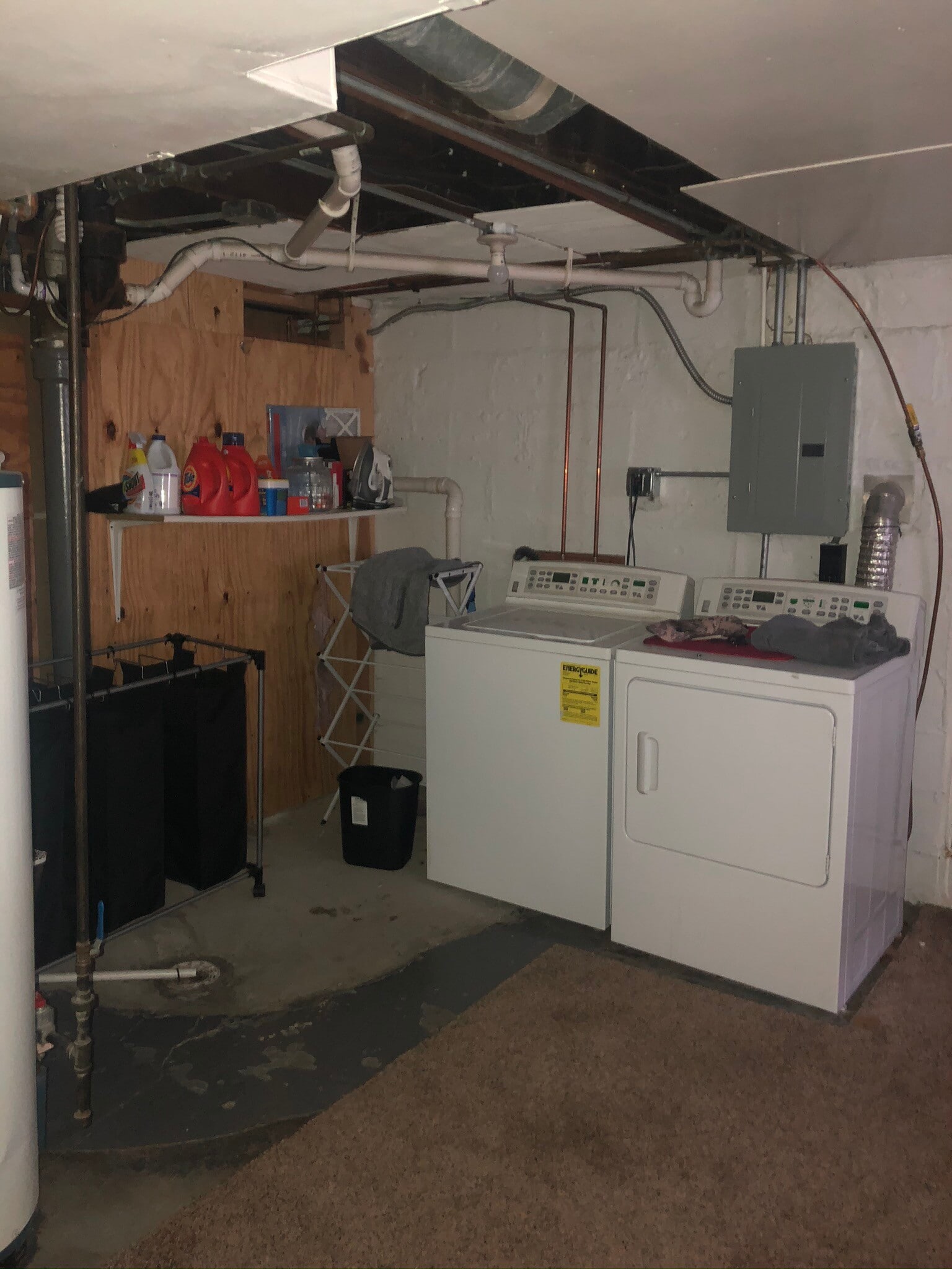 Basement Laundry - 2015 S 58th St
