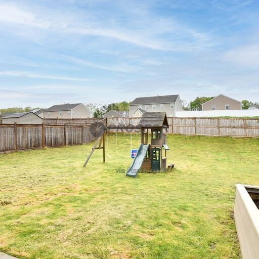 Building Photo - 248 Elmhaven Dr