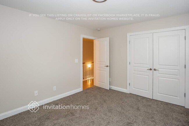 Building Photo - 9729 Willow Leaf Ln
