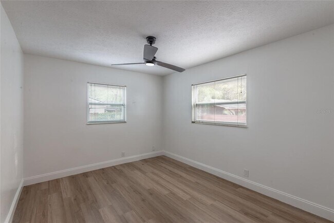 Building Photo - 518 Crestover Dr