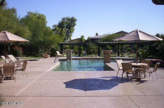 Building Photo - 16013 S Desert Foothills Pkwy