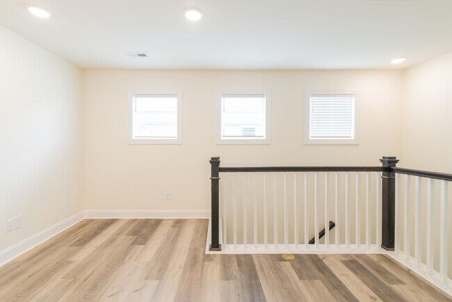 Building Photo - 2148 Bexar Trl