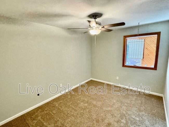 Building Photo - 4345 Temple Ct