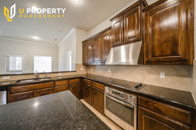 Building Photo - Gorgeous 2-story house in Denton