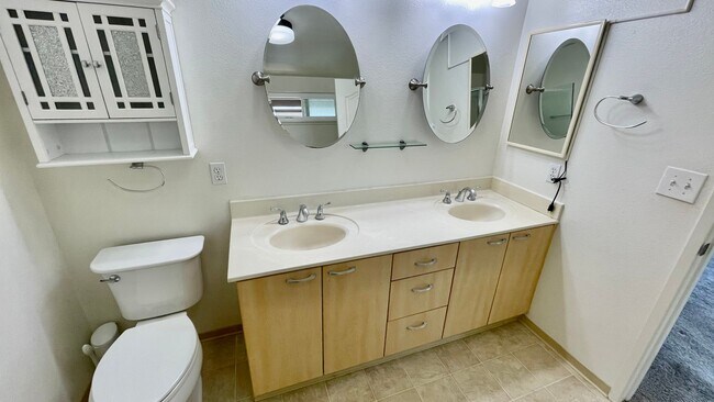 Building Photo - Single Family Home in Royale Kunia Available the end of July!