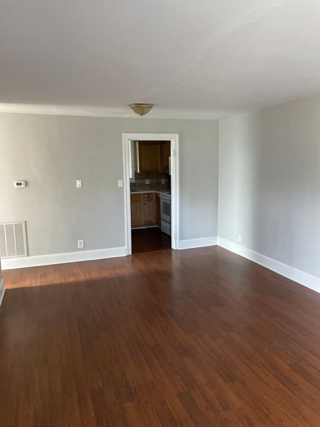 Building Photo - 1508-1508 Locust Ave