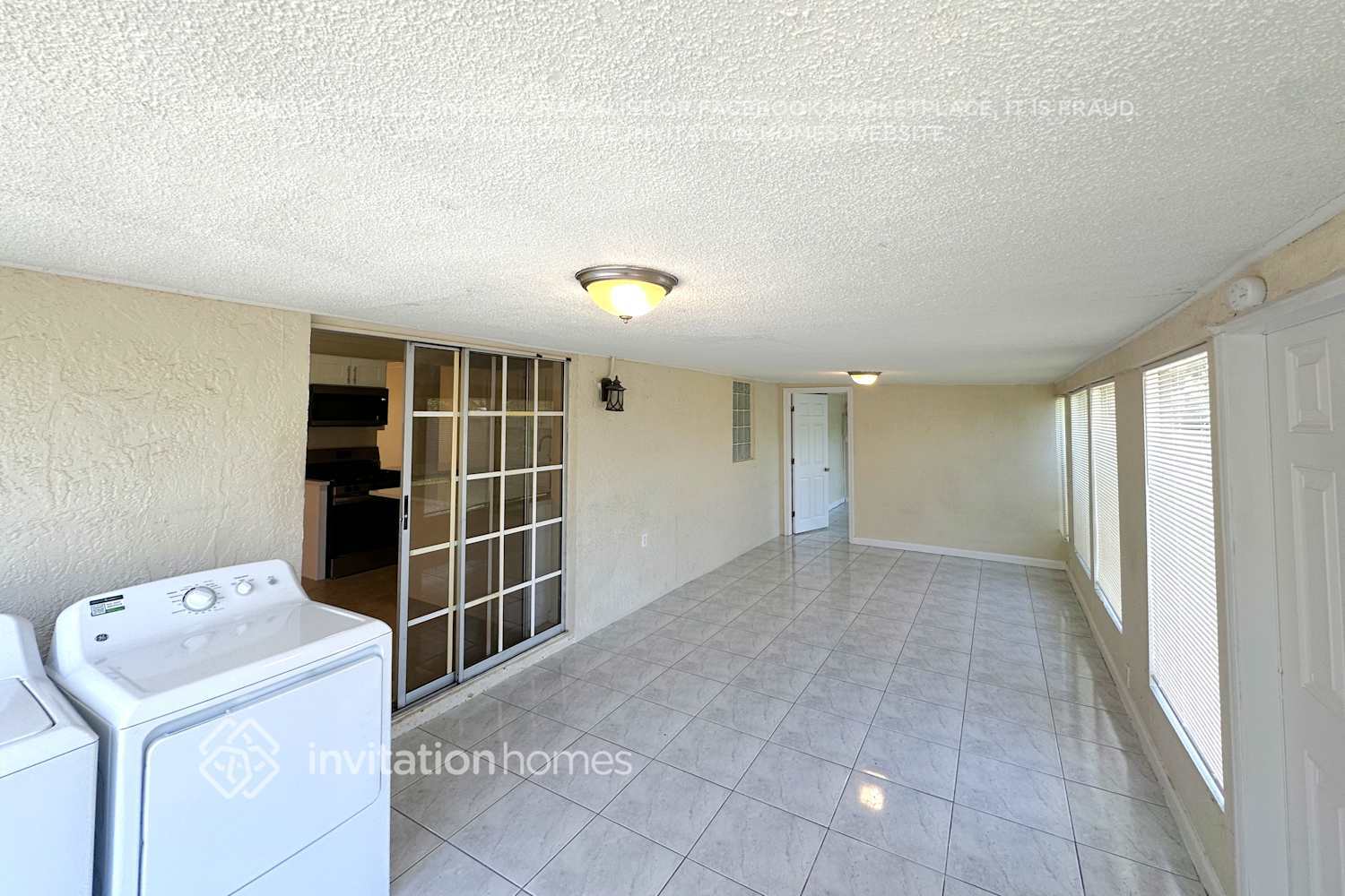 Building Photo - 4870 Poseidon Pl