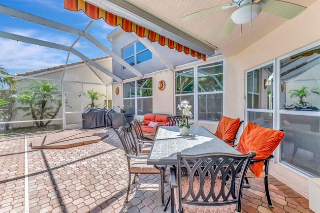Building Photo - 17274 Ventana Dr