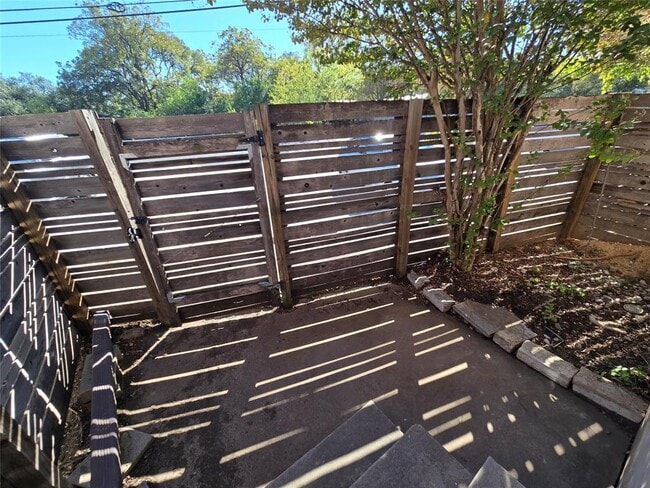 Building Photo - 7801 Shoal Creek Blvd