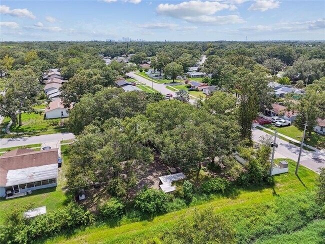 Building Photo - 3679 Sugarcreek Dr