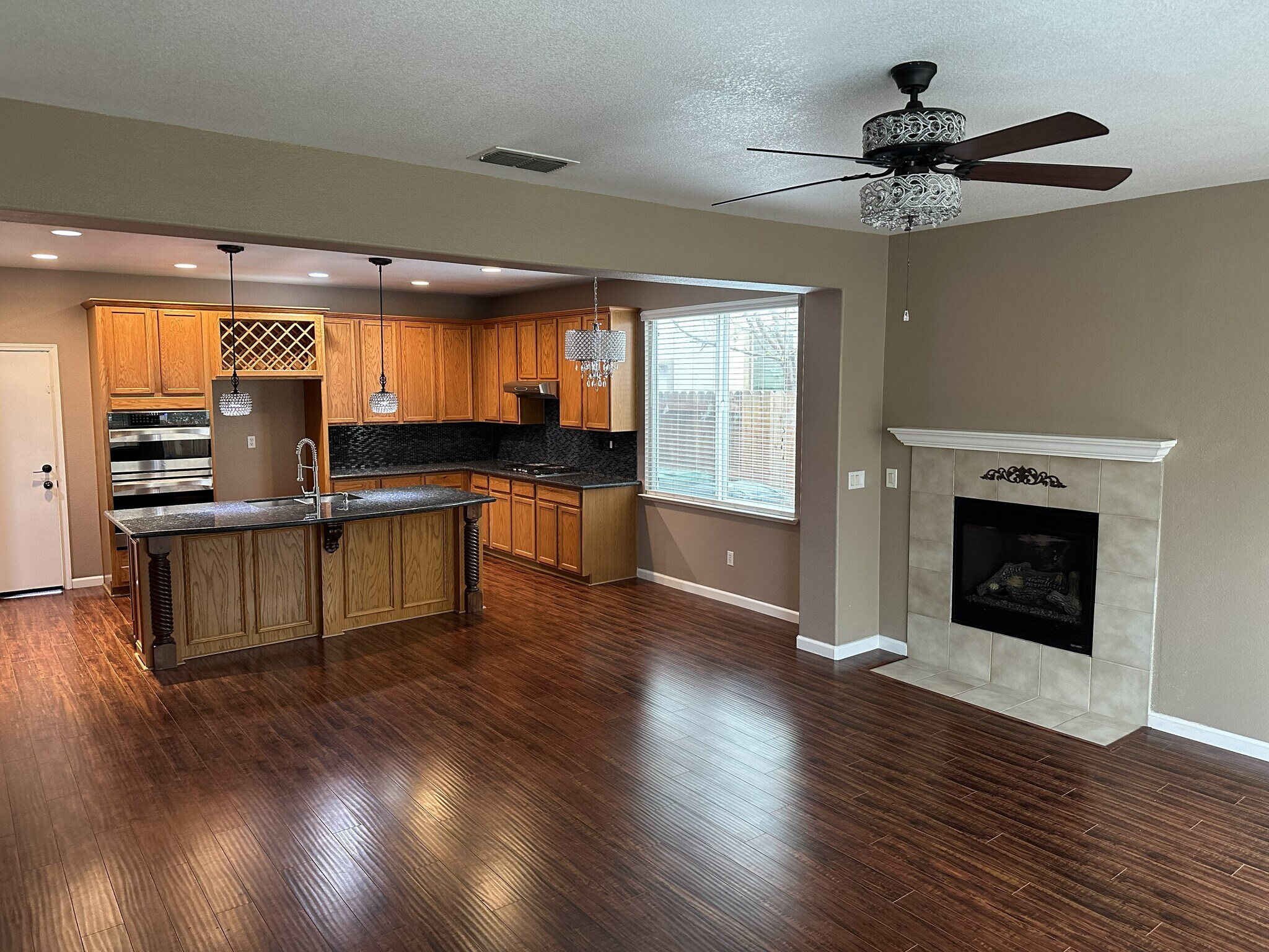 Building Photo - 5505 Claudied Way