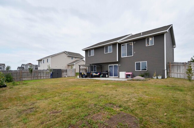 Building Photo - Great 4BR/3BA Big Lake Home Available mid August!