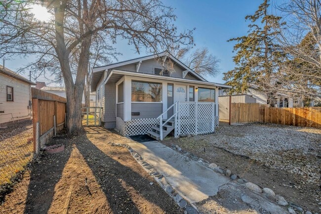 Building Photo - 1637 C St