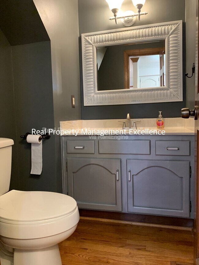 Building Photo - 2605 Diamondhitch Trail