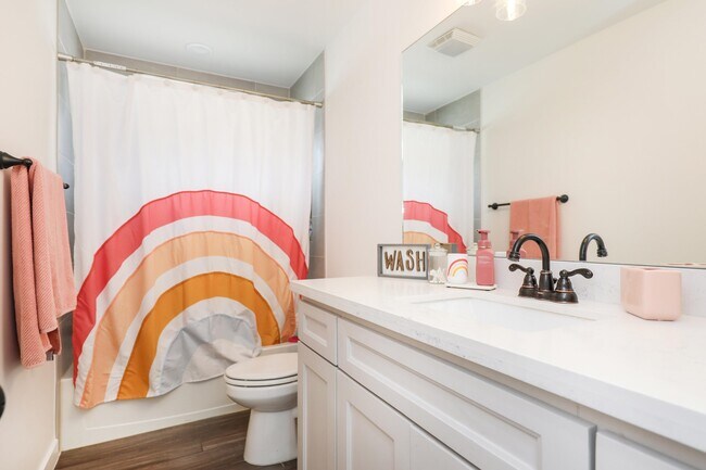 Building Photo - 1419 Calamian Dr