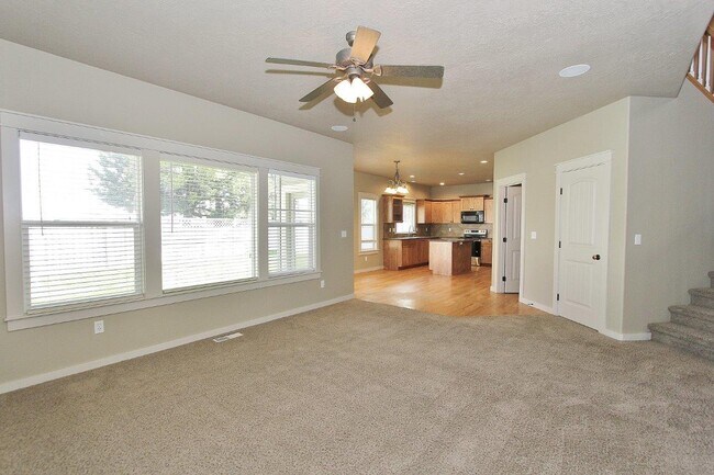 Building Photo - 5256 W McMurtrey St