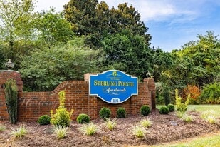 Building Photo - Sterling Pointe Town Homes