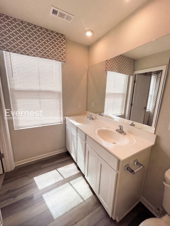 Building Photo - 1016 Concord Springs Dr