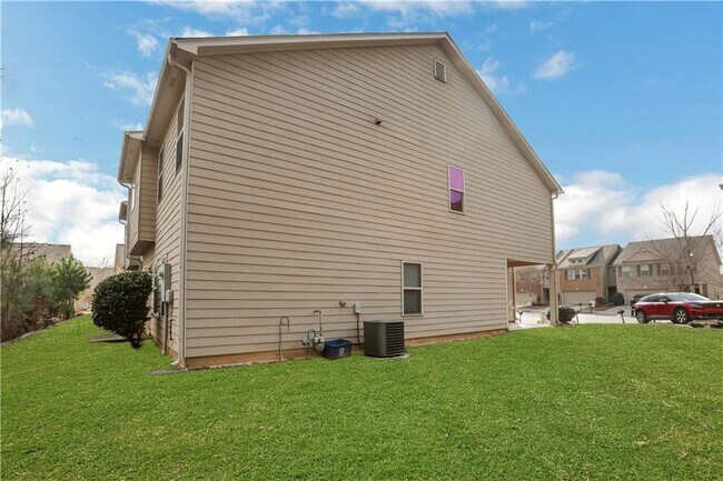 Building Photo - 2527 Morgan Chase Dr