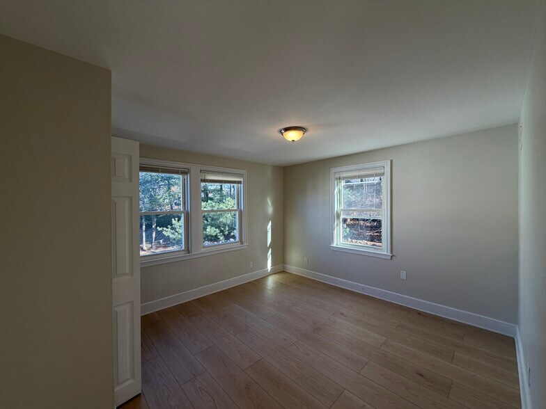 Building Photo - 32 Glenellen Rd