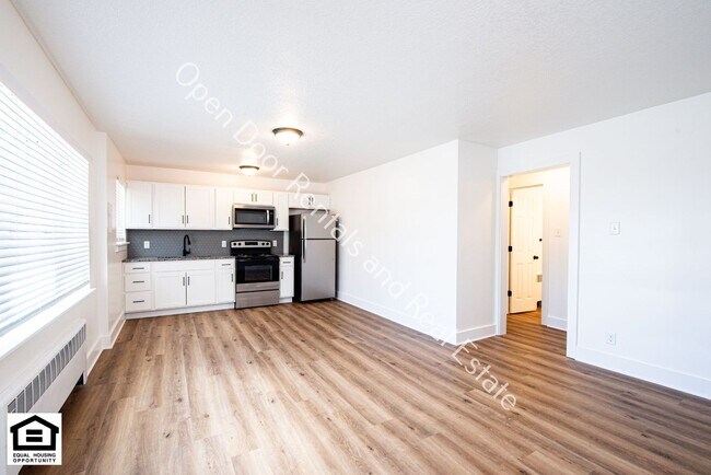 Building Photo - 1823 Griswold Dr